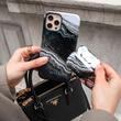 Burga Husa Dual Layer Magic Night iPhone 16