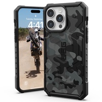 Custodia UAG Pathfinder serie SE per iPhone 15 Pro Max Midnight Camo